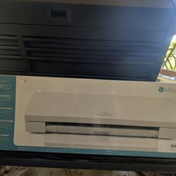 Silhouette Cameo 3