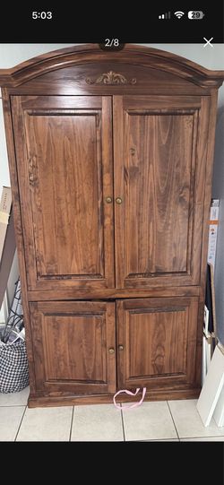 Hutch / Closet / Storage / Gabinete /