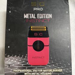 Instinct Metal Edition shaver 