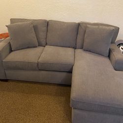 Brand New Keenelynn Sofa Chaise