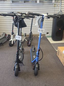 Scooter with turn signal lights great for safety , for Adults and big kids