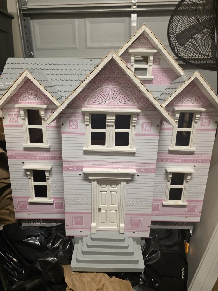 Dollhouse Melissa & Doug