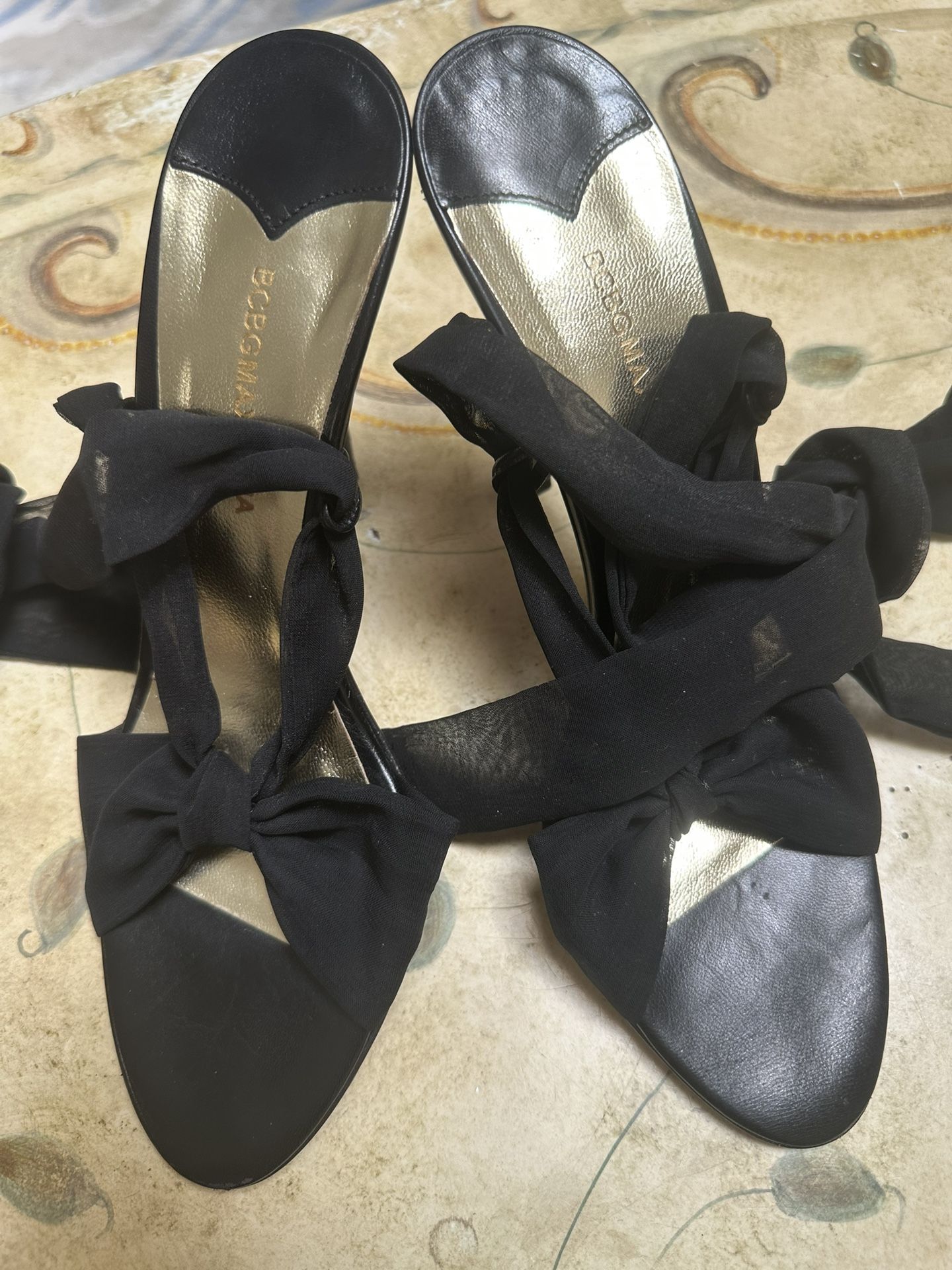 BCBGMAXAZRIA Black Wrap-Tie Heels, Size 8 – 4” Heel