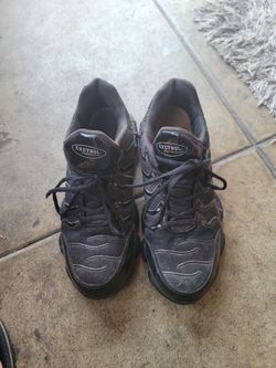 Still toes working shoes