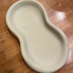 Keekaroo Peanut Changer