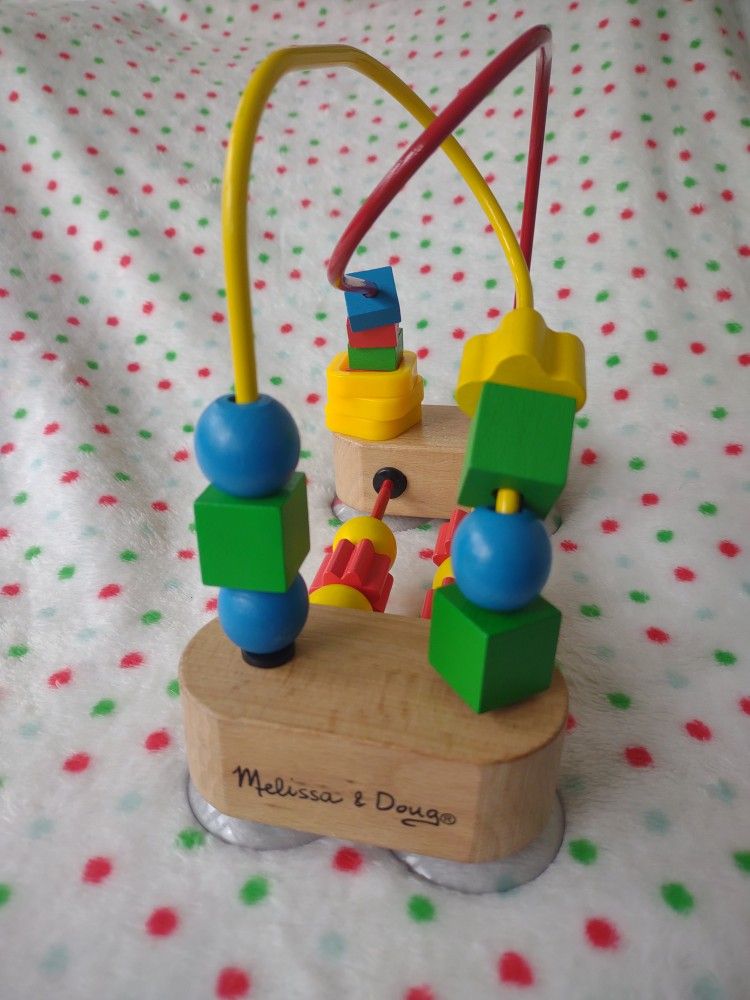 Melissa And Doug First Beas Maze with Suction Cup Feet