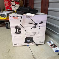 Yuneec Typhoon Q500 4K Drone – Complete & Works Perfect