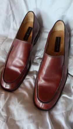 Men Shoes Size 9