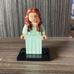 Lego Carina Smyth Minifigure From Pirates Of The Caribbean
