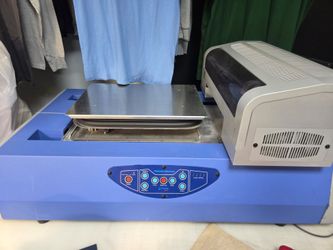 DTF shirt printer