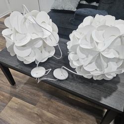 Table & 2 Hanging Lights 