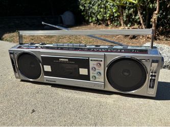 Panasonic mini boombox stereo cassette radio