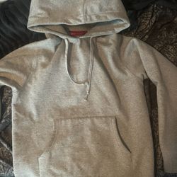 Supreme Hoodie 