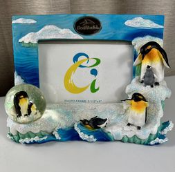 SeaWorld RARE Penguin 3D Photo Frame Arctic Ice Snow Globe 3.5 x 5 Display 2006