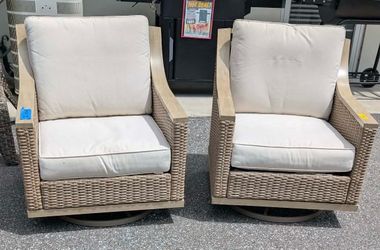 Set of Two Outdoor Swivel Rocking Chairs