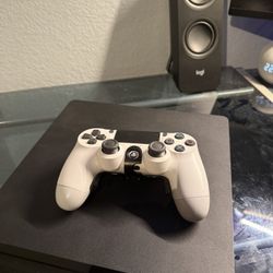 Used PS4 Slim