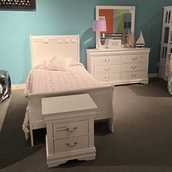 Twin Bed Frame, Dresser, Mirror And Nightstand 