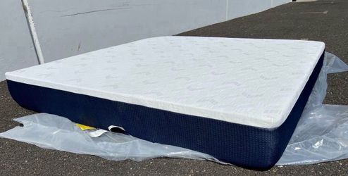 Brand new king size mattress king mattress Queen mattress full mattress twin mattress twin XL free delivery