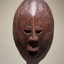 African Antiques. Message With Inquiries