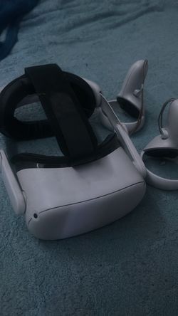Meta Quest 2 VR Headset with Controllers