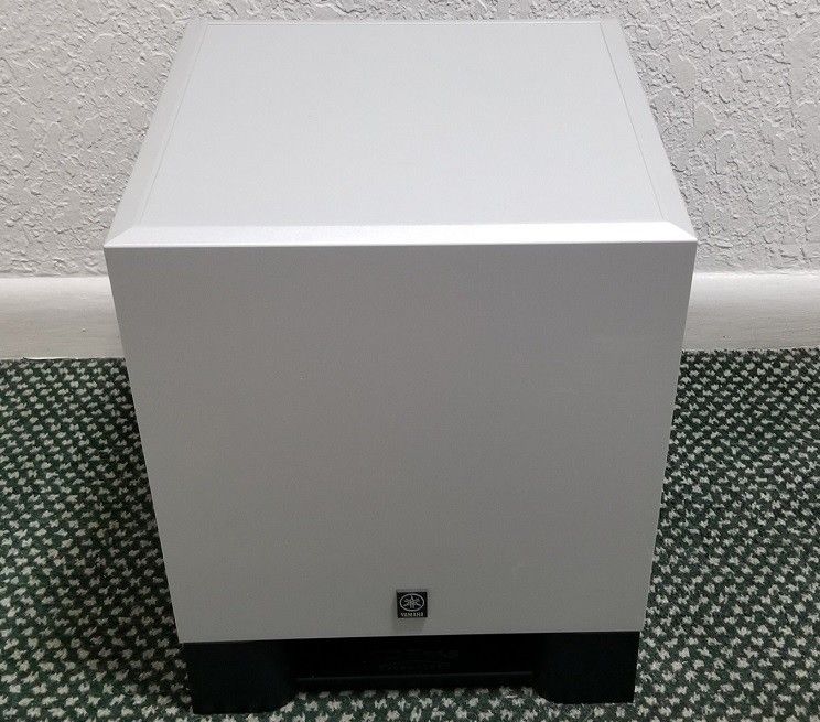 YAMAHA YST-SW030 Active Servo Powered Subwoofer 8" 130W EXC++

