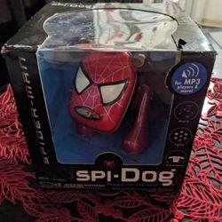 Hasbro Spi-dog 2006 Like New With Box