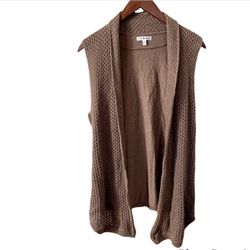 Brown Sleeveless Sweater Vest