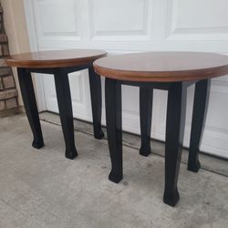 2 ACCENT TABLES