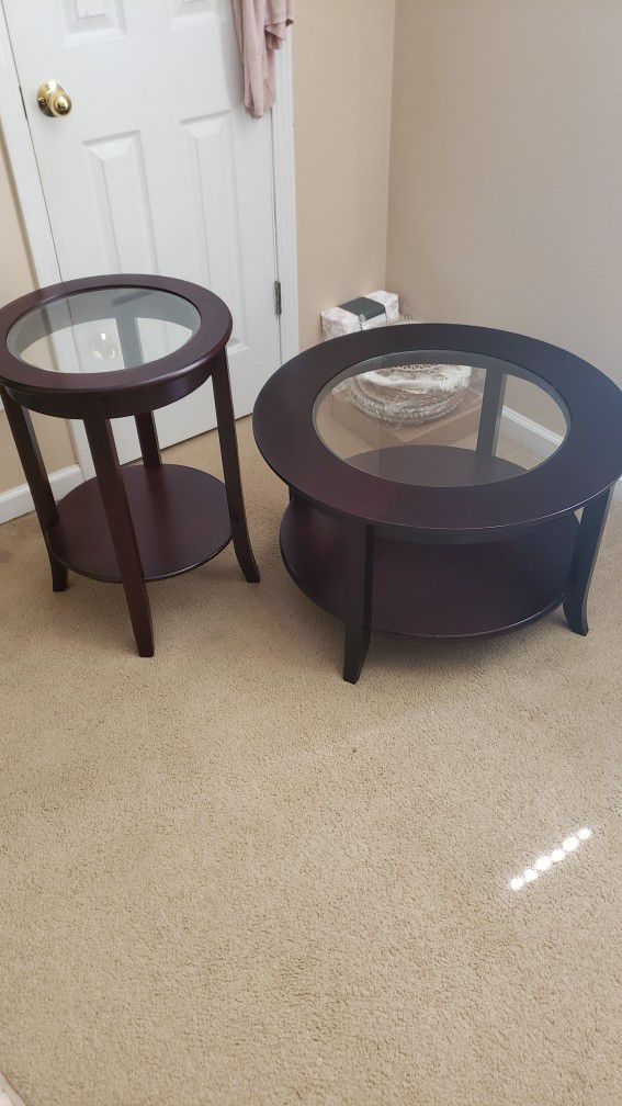 Matching Coffee Table and Side Table