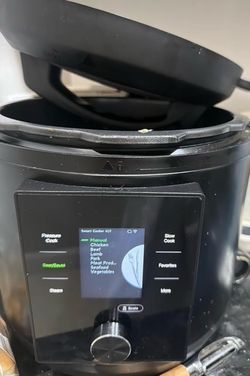 Chef IQ smart cooker