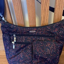 Baggallini Everywhere Bag