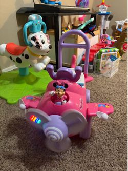 Disney Deluxe Minnie Mouse Plane