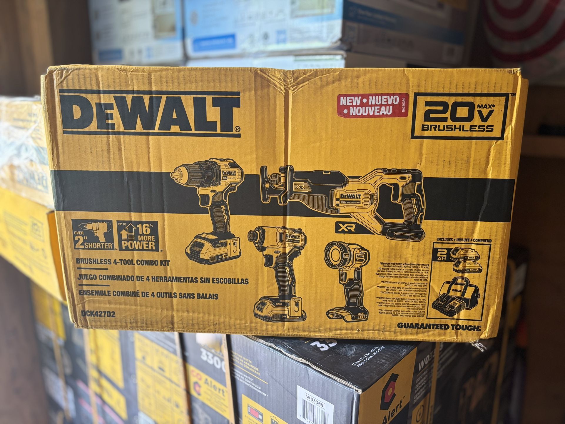 DEWALT 20V MAX 4-Tool Brushless Power Tool Combo Kit w/ Soft Case (2-Batteries and Charger Included)