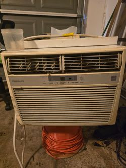 Window unit air conditioner
