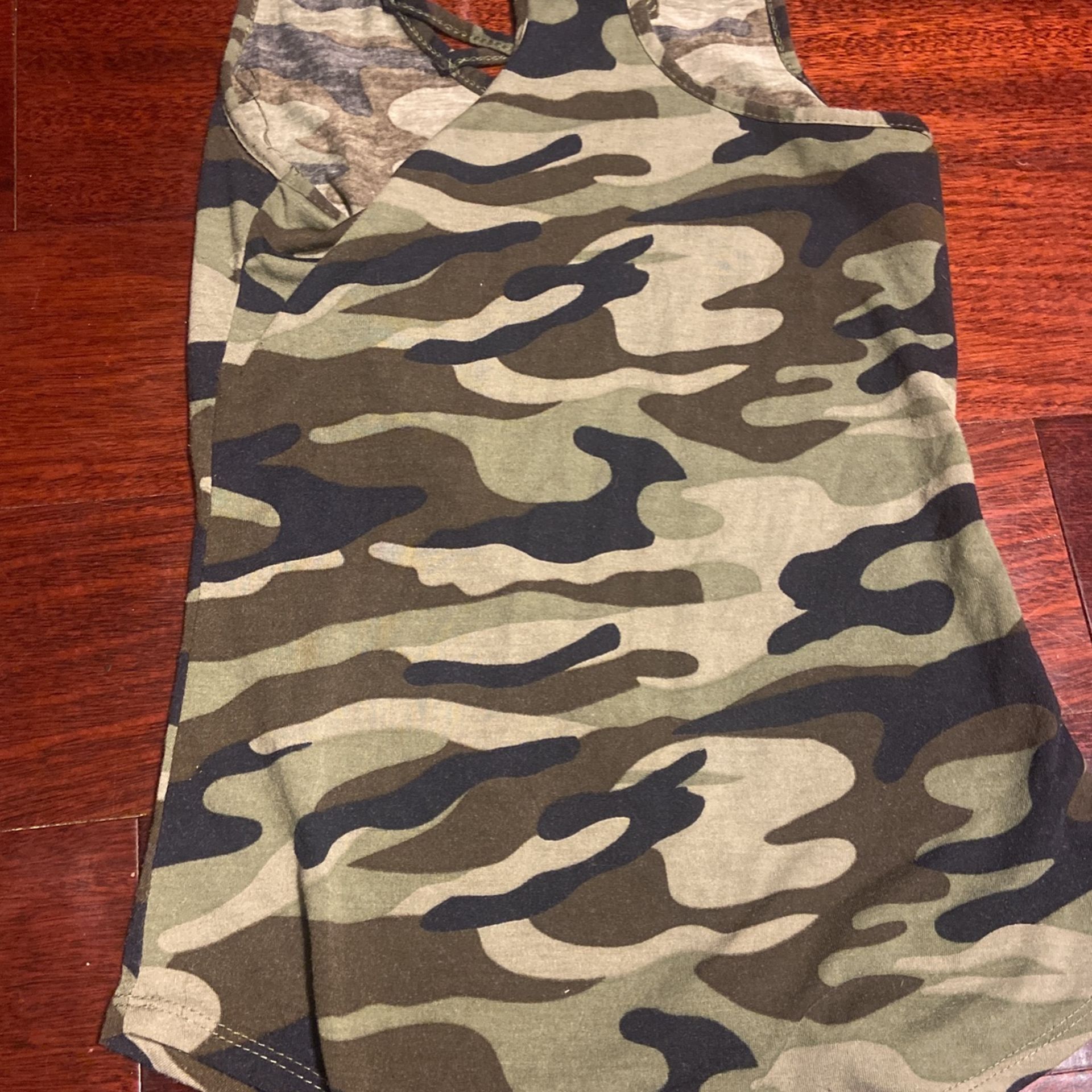 Camo tank top