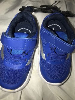 Baby boy shoes size 4