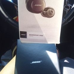 Bose Sport Wireless Ear Phones black New Never Been Used  Still In Box . 