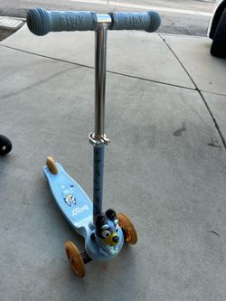 Bluey scooter for kids