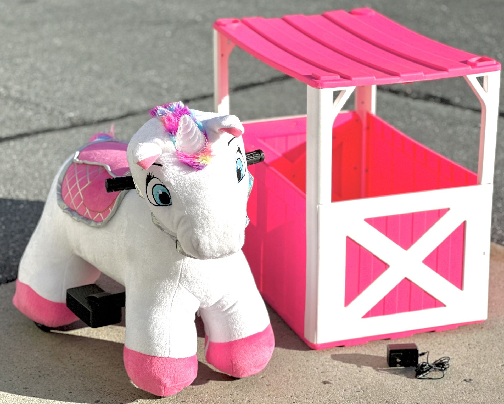 Stable Buddies Willow Unicorn 6V ride-on unicorn