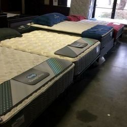 Mattress Truckload Liquidation ( King Queen Twin Full Available)