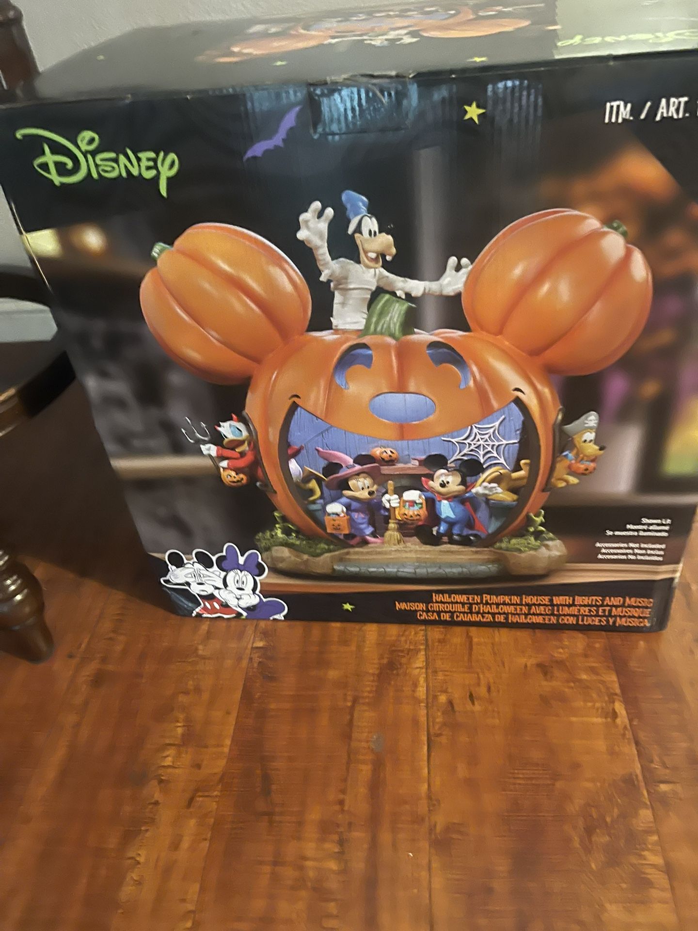 Disney 2025 Halloween Pumpkin House with lights and Music.