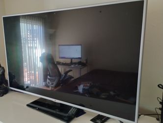 LG TV 48"