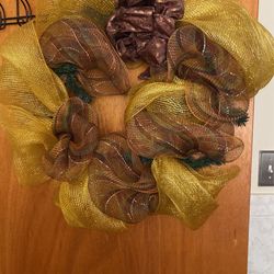 Decoración Grande  Para Puerta. $10.00 Cada Una 