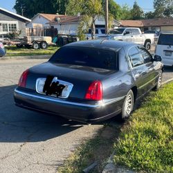 1999 Lincoln Town Car