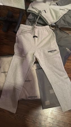 Grey essential sweatpants uncuffed
