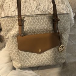 Michael Kors purse