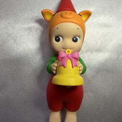 Christmas Helper Pig Sonny