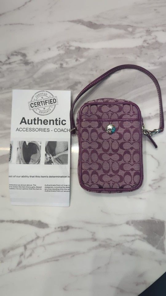 Coach Wristlet Monogram COA