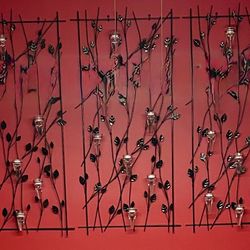 Decorative Metal Vine & Leaf Trellis