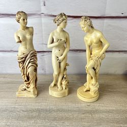 Vintage Mini Venus Female Statues 3pc